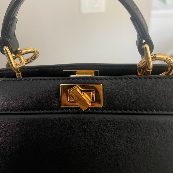 Fendi Peekaboo Bag - Picture 3 of 10